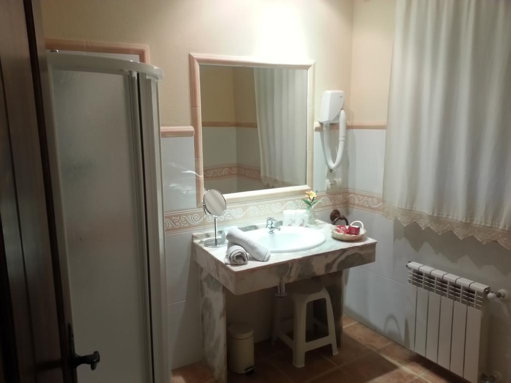 Hostal Rural La Casa Verde Cheles Kültér fotó